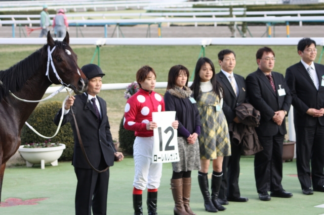 2011.1.16 京都８R　500　1800D　口取り式 ローレルレガリス