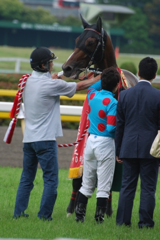 ユニコーンS口取り シルクメビウス