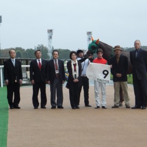 2歳未勝利ﾀﾞｰﾄ１６００ｍ優勝