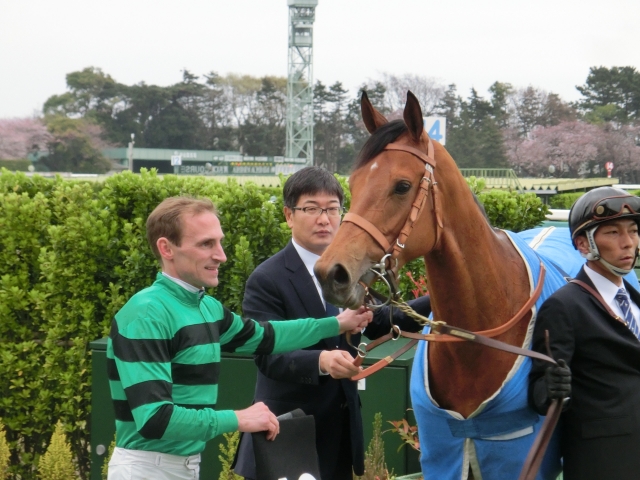船橋S　ウィナーズサークル サザナミ