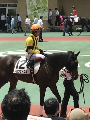 新馬戦 トロワゼトワル