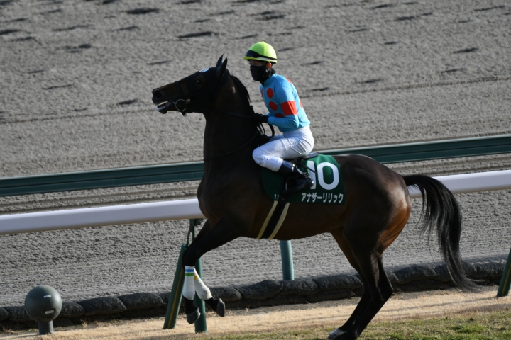 本馬場入場　 アナザーリリック
