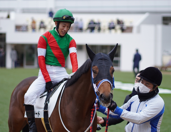 2022/1/10 3歳新馬 キングズソード